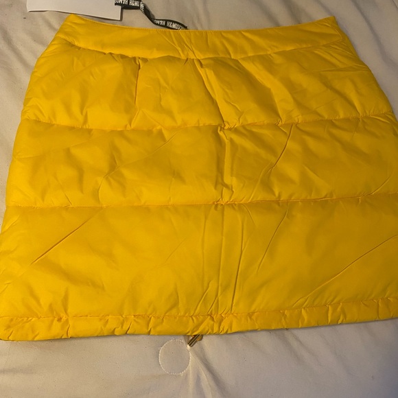 Brand New Designer Skirt.. - Picture 4 of 4